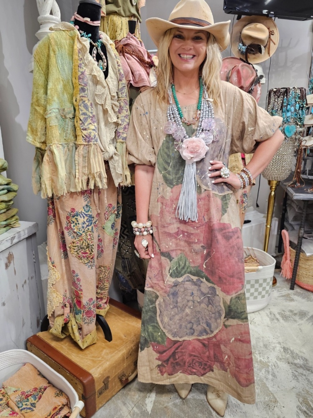 🎉 A RARE BIRD “ LINEN ROSE “ A RARE BIRD HAND MADE LINEN ROSE DRESS LONG - Picture 1 of 5